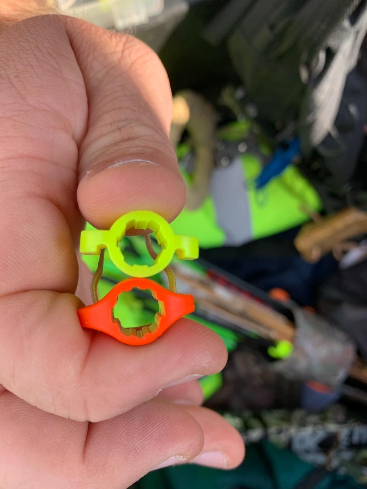 34inch 8MM Bow Fishing Hunting Arrows Archery Fiberglass Arrows with Safety Slides Pack of 6 Arrows ID 5/16 inch Safety Slides Kits Customer Review 34inch 8MM Bow Fishing Hunting Arrows Archery Fiberglass Arrows with Safety Slides Pack of 6 Arrows ID 5/16 inch Safety Slides Kits - Customer Photo 2