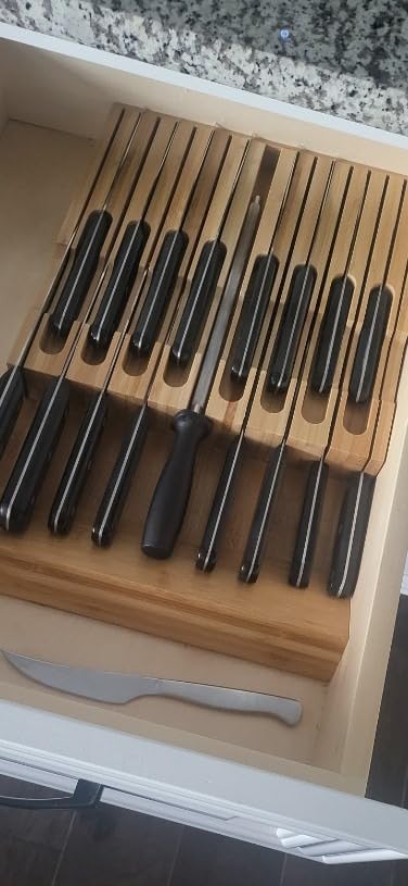 Chef'sChoice 15XV EdgeSelect Professional Electric Knife Sharpener with 100-Percent Diamond Abrasives and Precision Angle Guides for Straight Edge and Serrated Knives, 3-Stage, Gray - Customer Photo 2