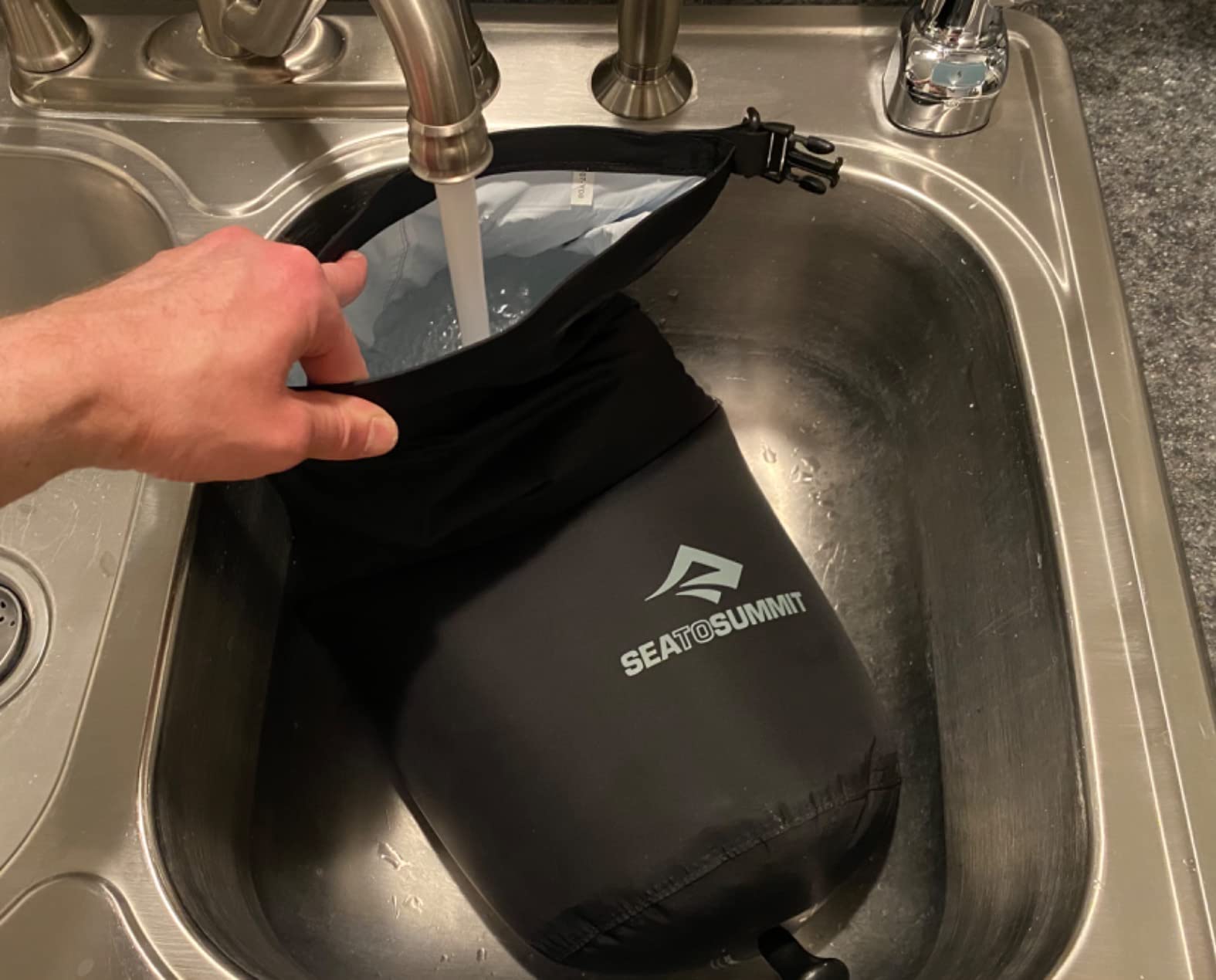 Sea to Summit Pocket Shower Black - Customer Photo 2