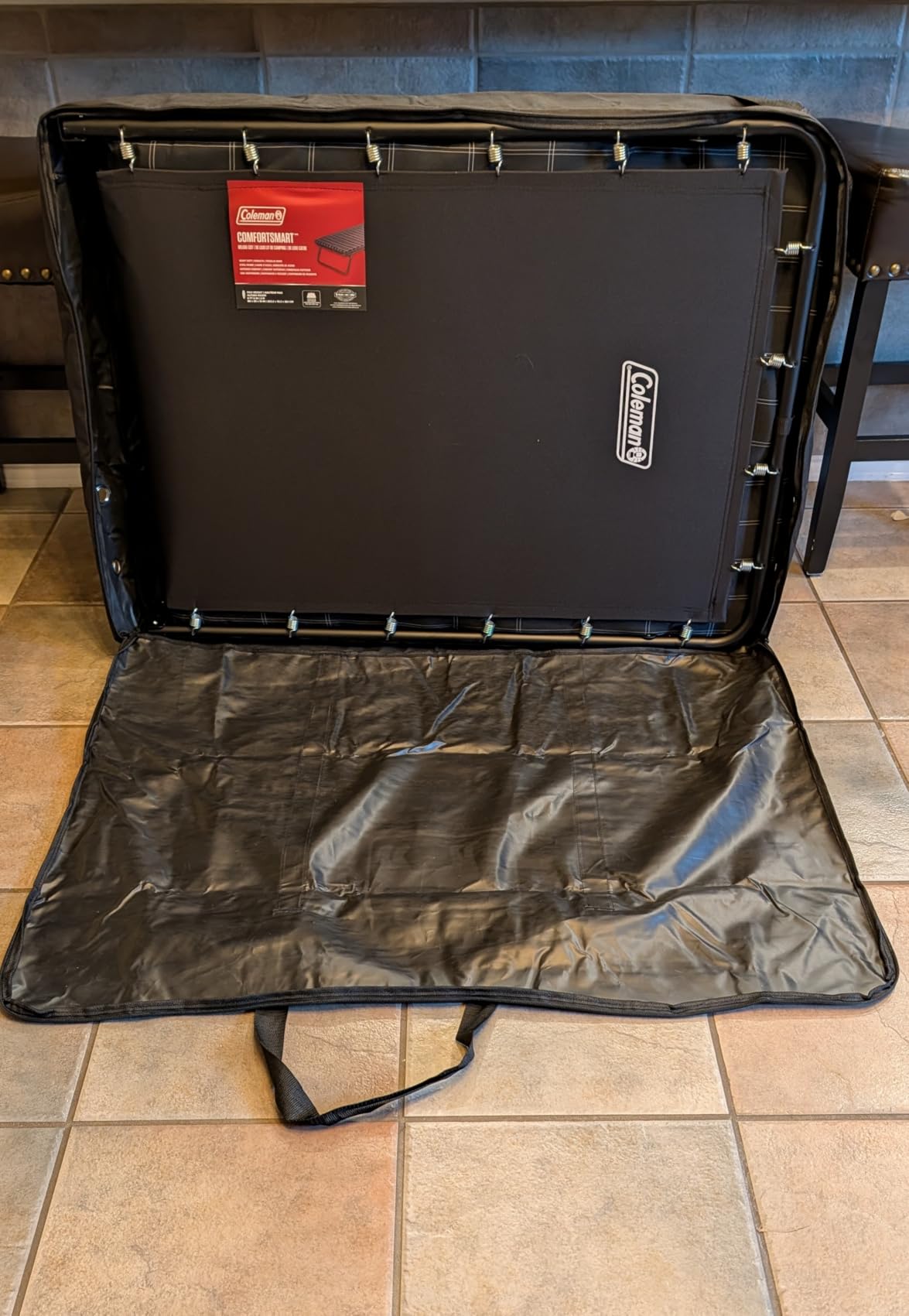 Coleman ComfortSmart Big & Tall Cot with Mattress Pad, Folding Steel Camp Bed with Plush Pad for Comfortable Sleeping, Great for Camping, Lounging, Elevated Sleeping, Guests, & More - Customer Photo 5