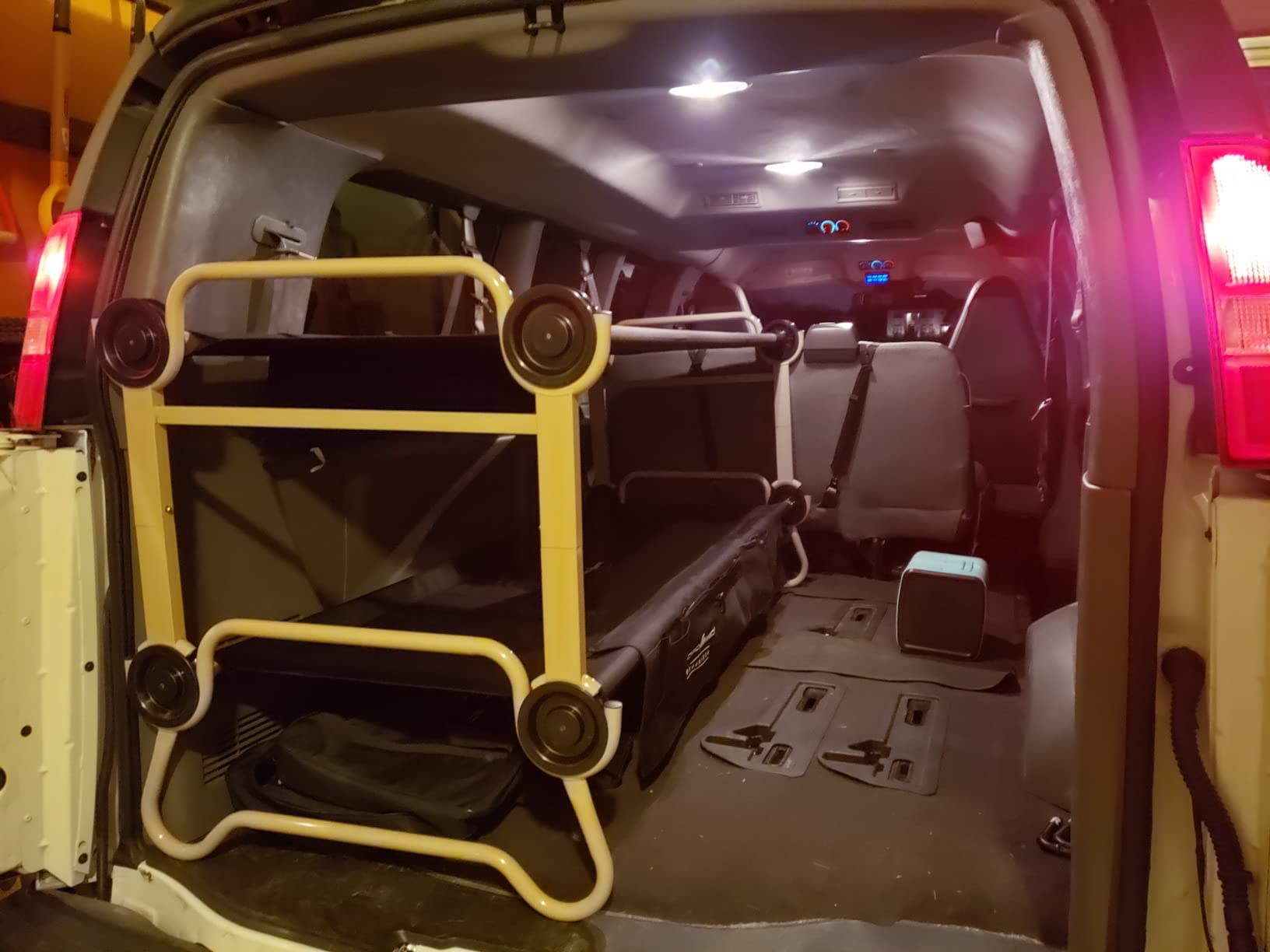 Disc-O-Bed Large Outdoor Convertible 2 Person Bench and Double Camping Cot Portable Bed Bunk System for Adults, Green - Customer Photo 1