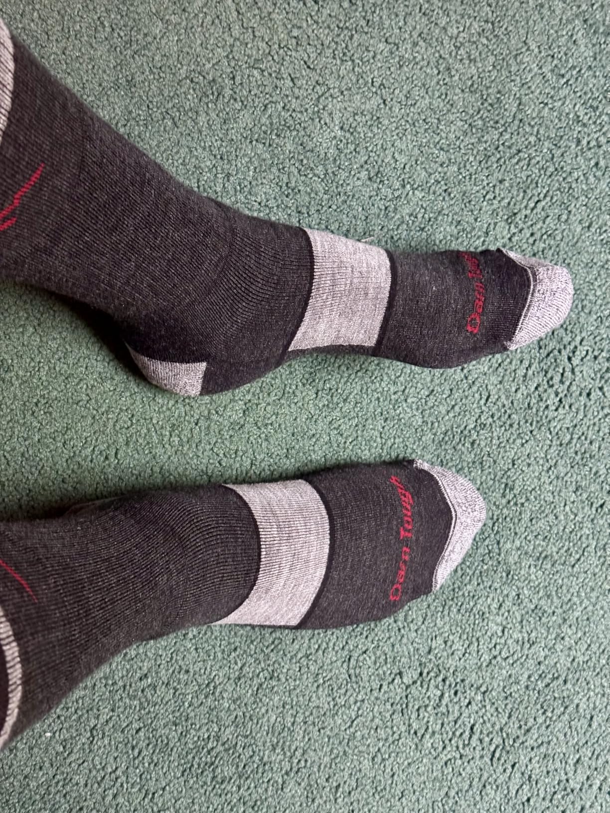 Darn Tough Vermont Men's Hiker Boot Full Cushion Midweight Hiking Socks - Customer Photo 1