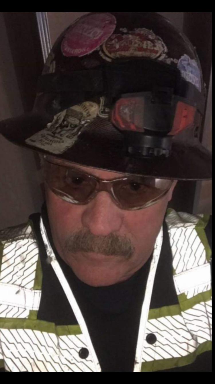 Coast FL85 615 Lumen Dual Color Pure Beam Focusing LED Headlamp with Twist Focus Hinged Beam Adjustment, Hard Hat Compatibility and Reflective Strap, Red - Customer Photo 1