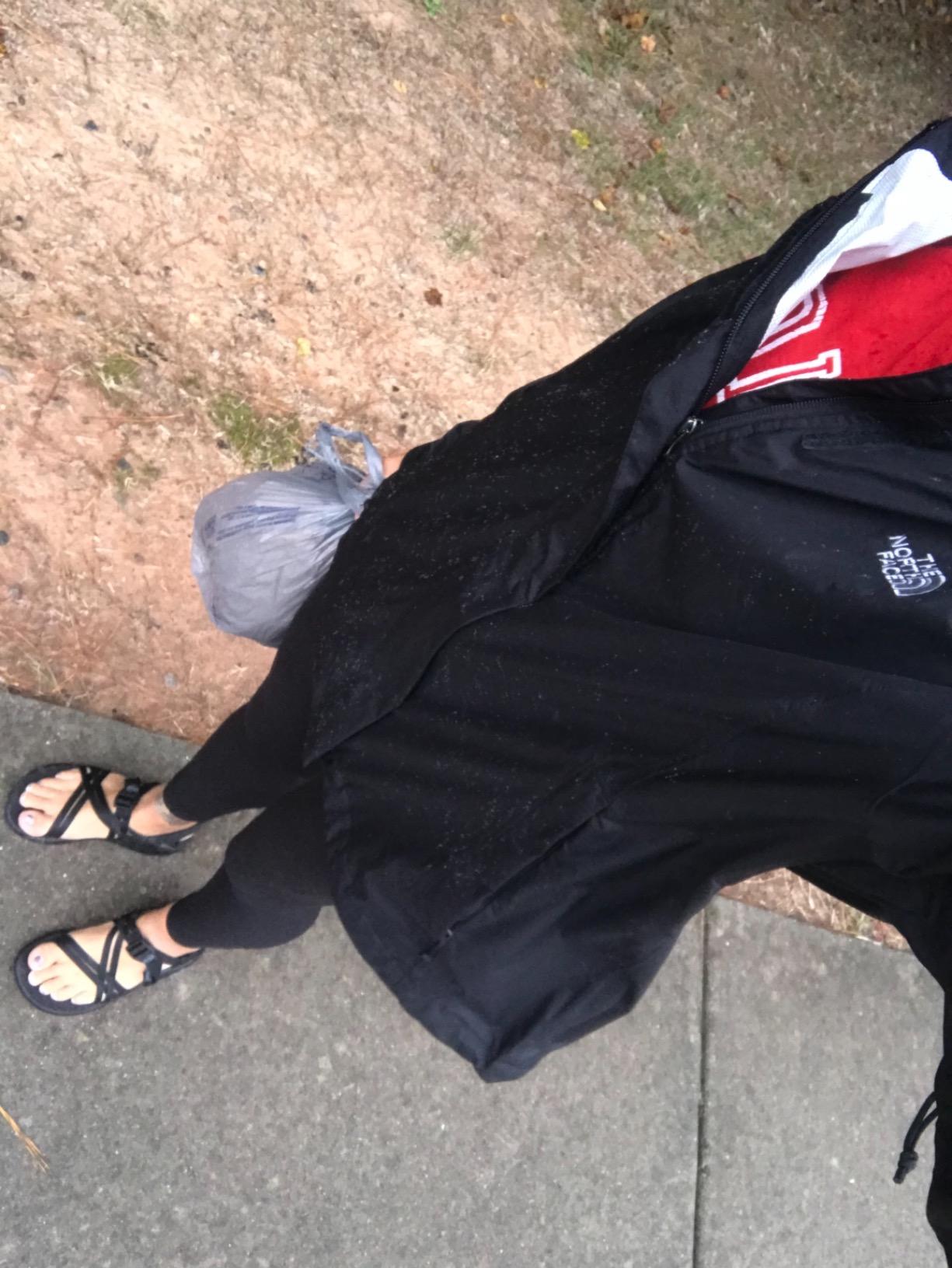 THE NORTH FACE Women's Venture 2 Waterproof Hooded Rain Jacket | Raincoat With Breathable Dryvent 2.5l Fabric, Pit-zips - Customer Photo 1