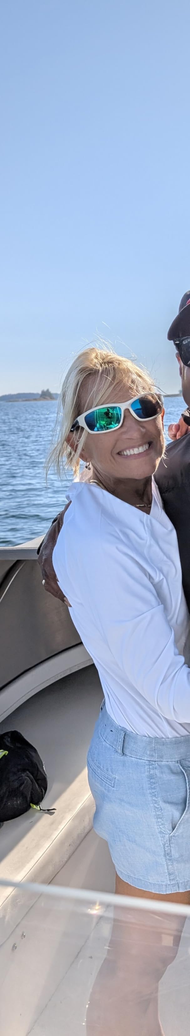 baleaf Women's UPF 50+ Sun Shirts Long Sleeve UV Protection Rash Guard Lightweight Quick Dry SPF Hiking Tops Outdoor - Customer Photo 1