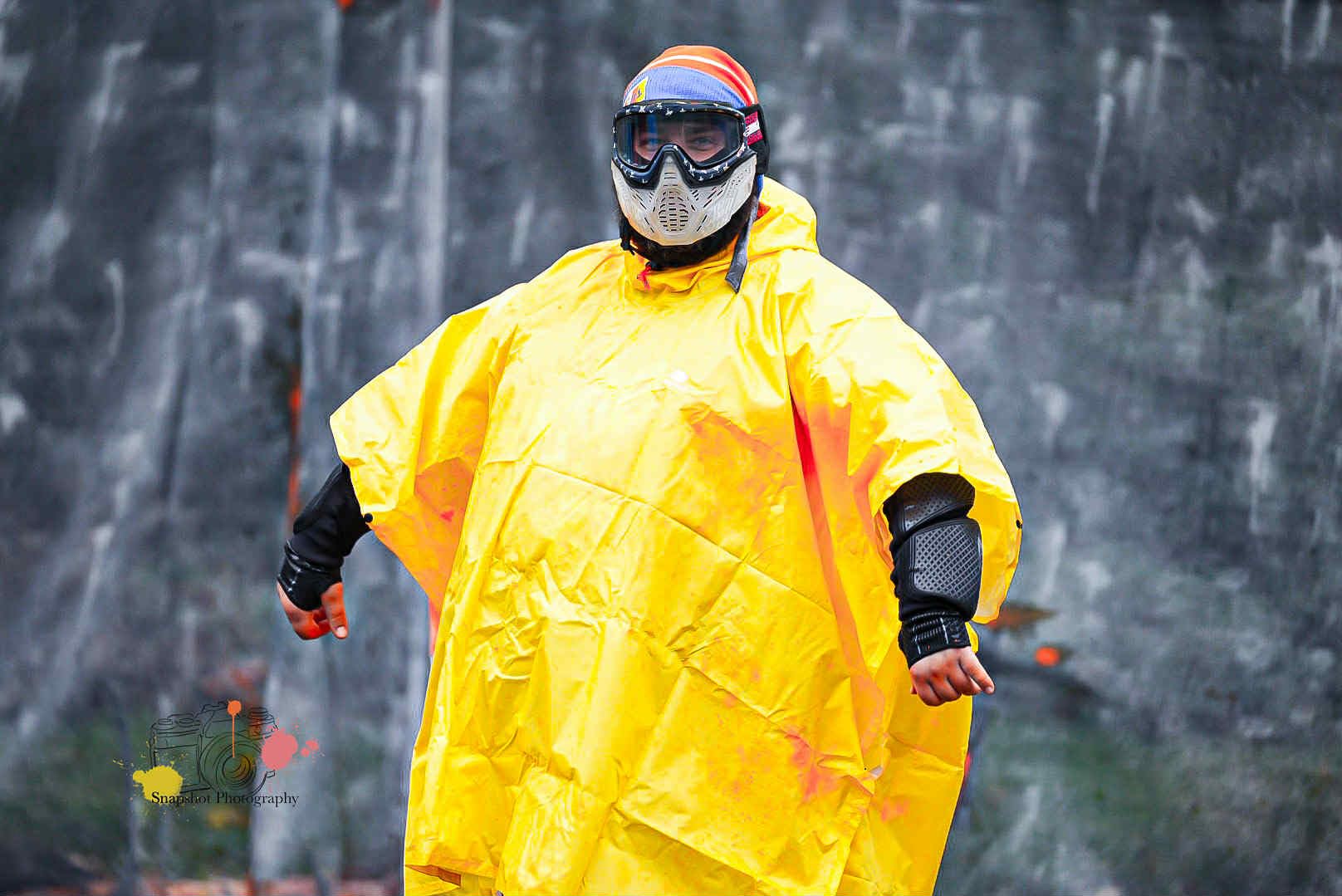 ANYOO Hooded Rain Poncho for Adults Waterproof Lightweight Rain Coat for Men Women Reusable Rain Jacket for Emergency Outdoor - Customer Photo 2