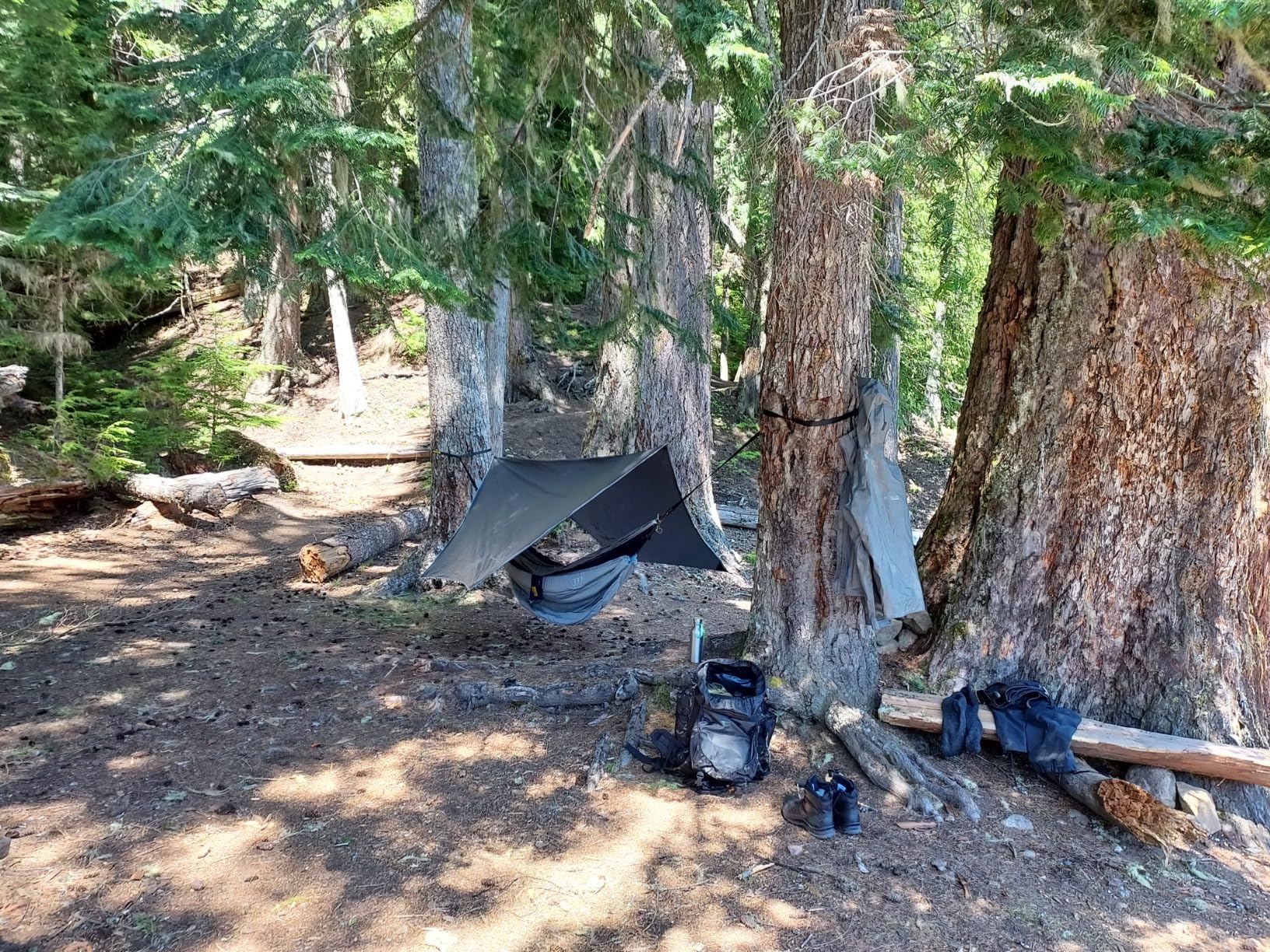 Gold Armour Hammock Underquilt for Single Hammocks and Double Hammocks, Insulated Warm Underquilt - Essential Camping Equipment Gear Under Quilts for Hammock (Grey&Sky Blue) - Customer Photo 4