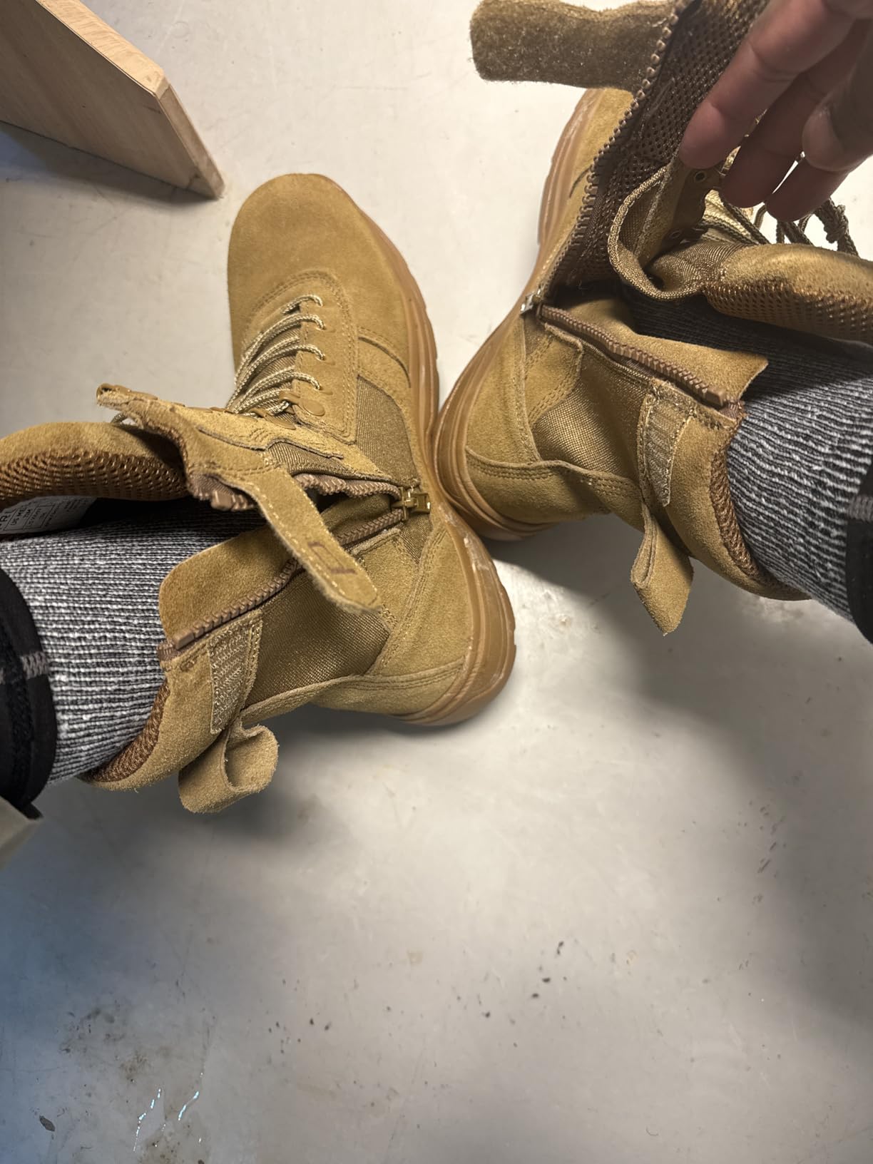 Alvada Merino Wool Hiking Socks Thermal Warm Crew Winter Boot Sock For Men & Women 3 Pairs - Customer Photo 3