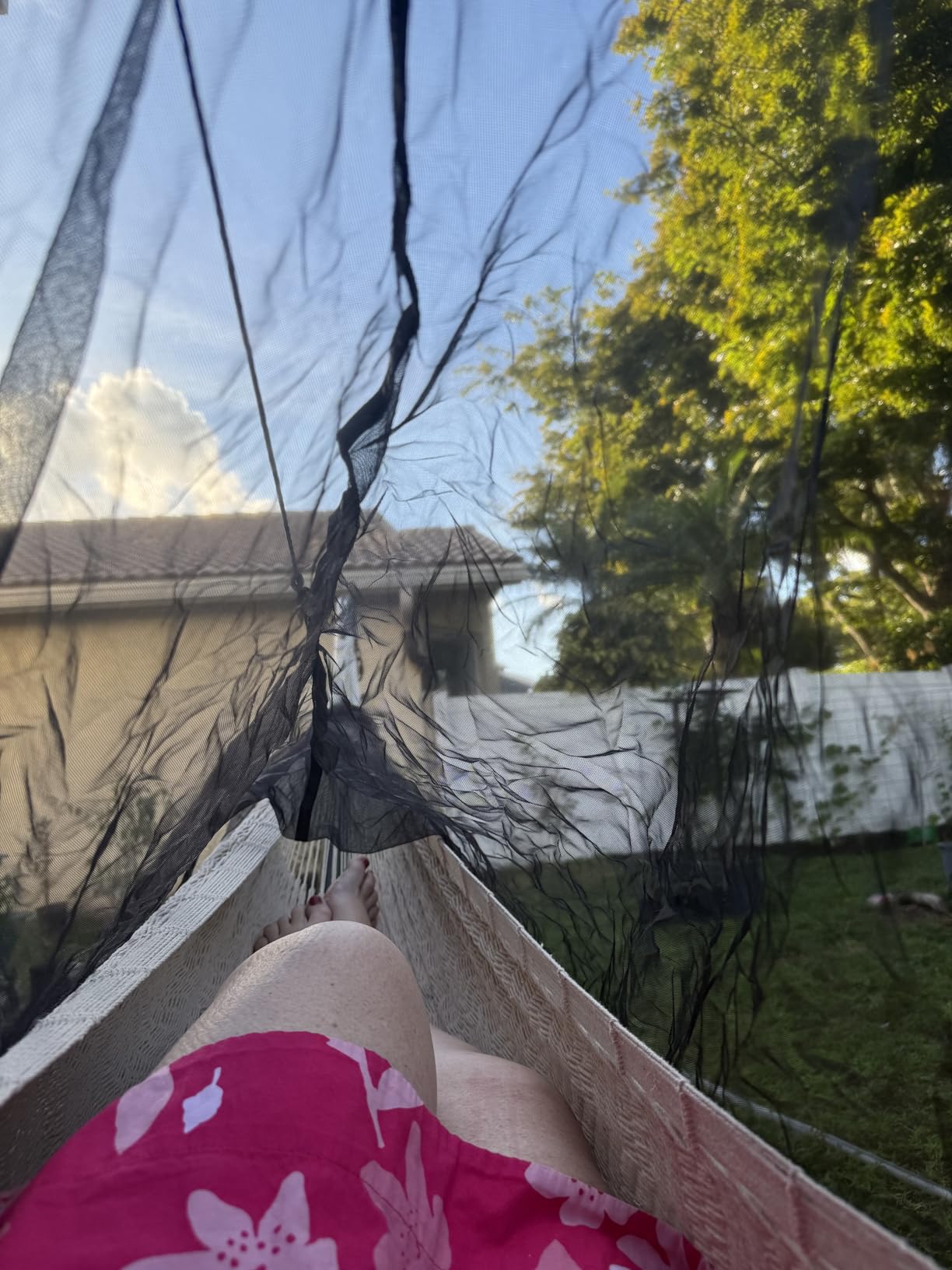 Foxelli XL Hammock Net – 12ft Net for Hammocks, Lightweight Portable Hammock Netting, Fast and Easy Set Up, Fits All Camping Hammocks - Customer Photo 2