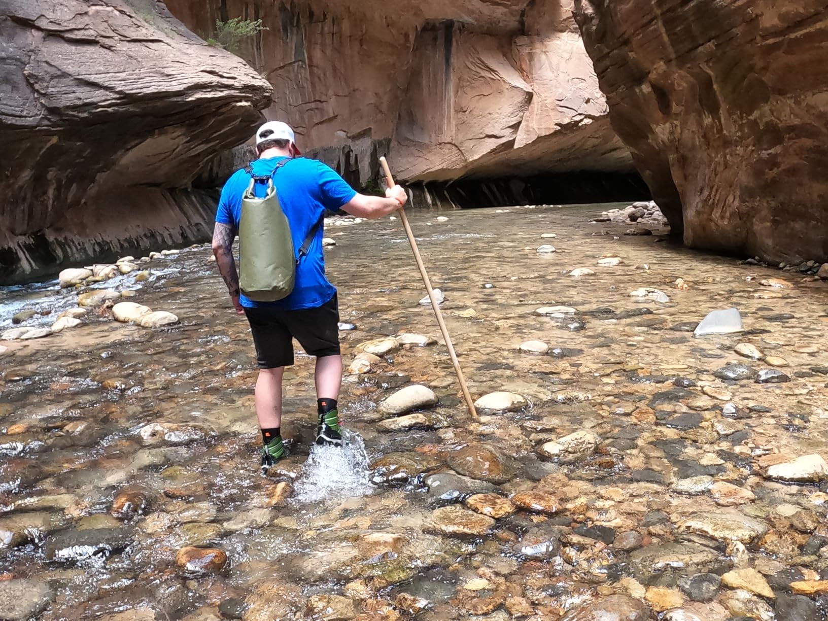 MARCHWAY Floating Waterproof Dry Bag Backpack 5L/10L/20L/30L/40L, Roll Top Sack Keeps Gear Dry for Kayaking, Rafting, Boating, Swimming, Camping, Hiking, Beach, Fishing - Customer Photo 5