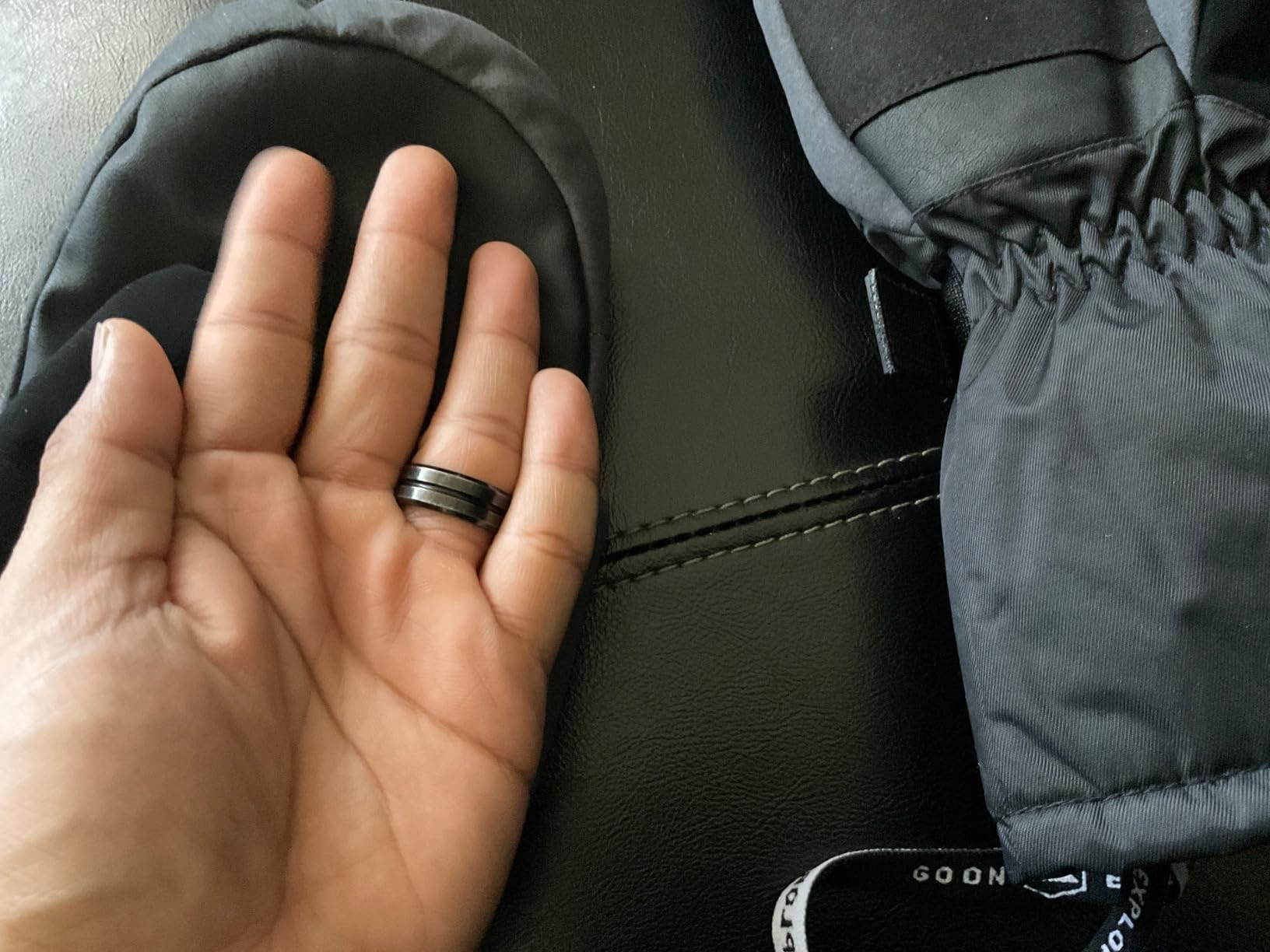 Tough Outdoors Adult Ski Mittens - Waterproof Mittens for Men & Women - Cold Weather Gear - Palm Grip Skiing Accessories - Customer Photo 2