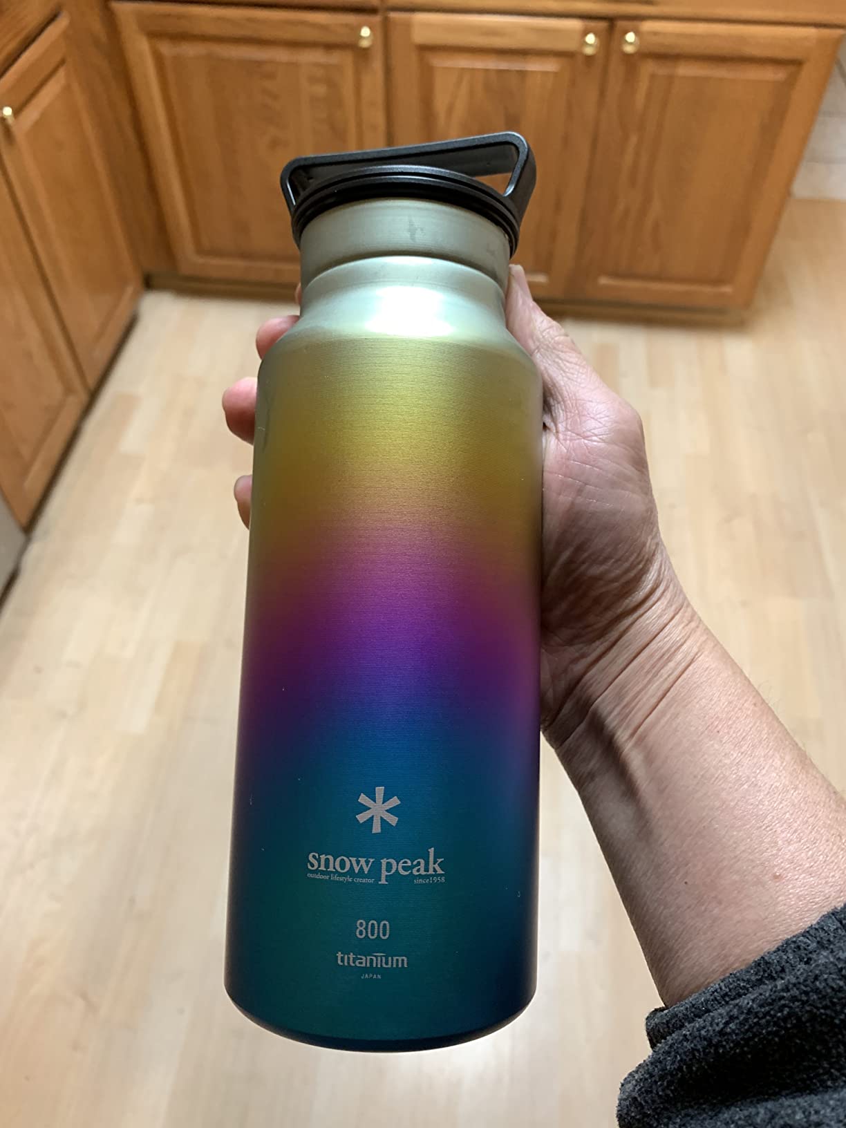Snow Peak Titanium Aurora Bottle, Durable, Lightweight, Camping, Hiking, Backpacking Water Bottle, Pink, 800ml - Customer Photo 1