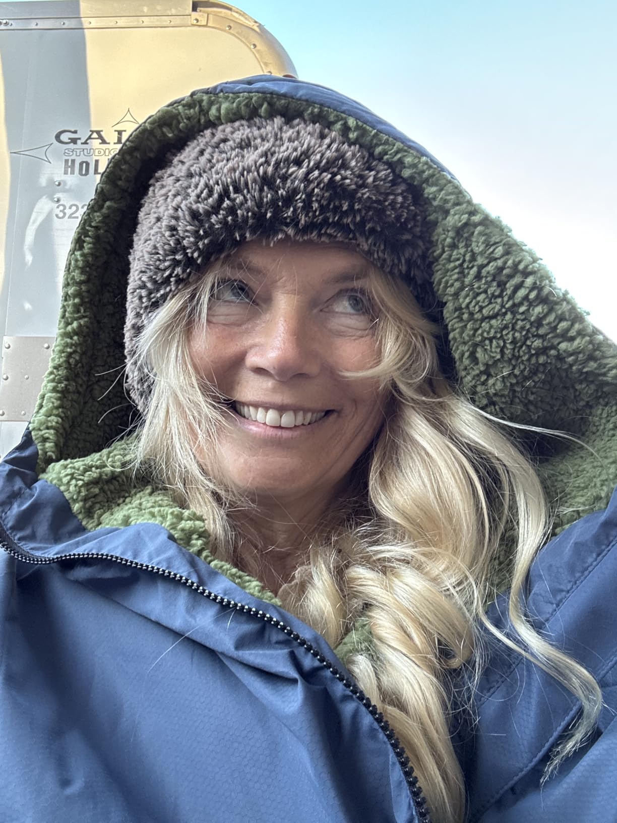 Hiturbo Warm Waterproof Swim Parka: Oversized Hooded Changing Robe - Sherpa Liner Swimming Coat - Recycled Fabric Surf Poncho - Customer Photo 1
