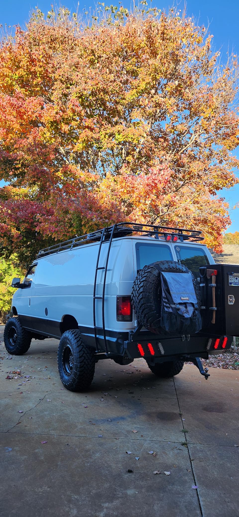 Ringsun Genuine Leather Hatchet Sheath, Handmade Durable Axe Sheath with Belt Loop, Portable Hatchet Cover for Protection - Customer Photo 1