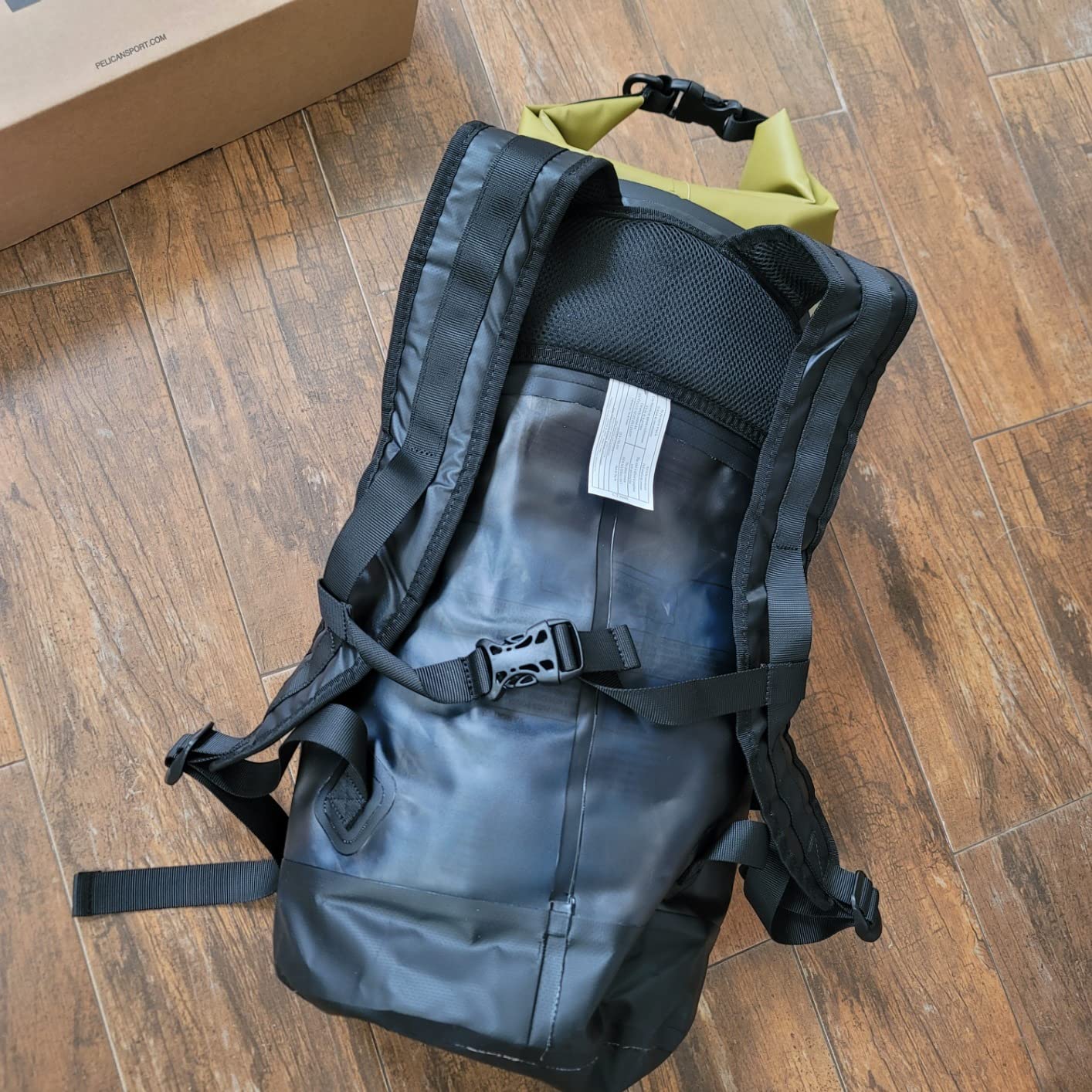 Pelican ExoDry Drybag 10L/20L/30L - Reflective - Exodry - Waterproof - Keeps Gear Dry for Kayaking, Beach, Rafting and Fishing - Customer Photo 2