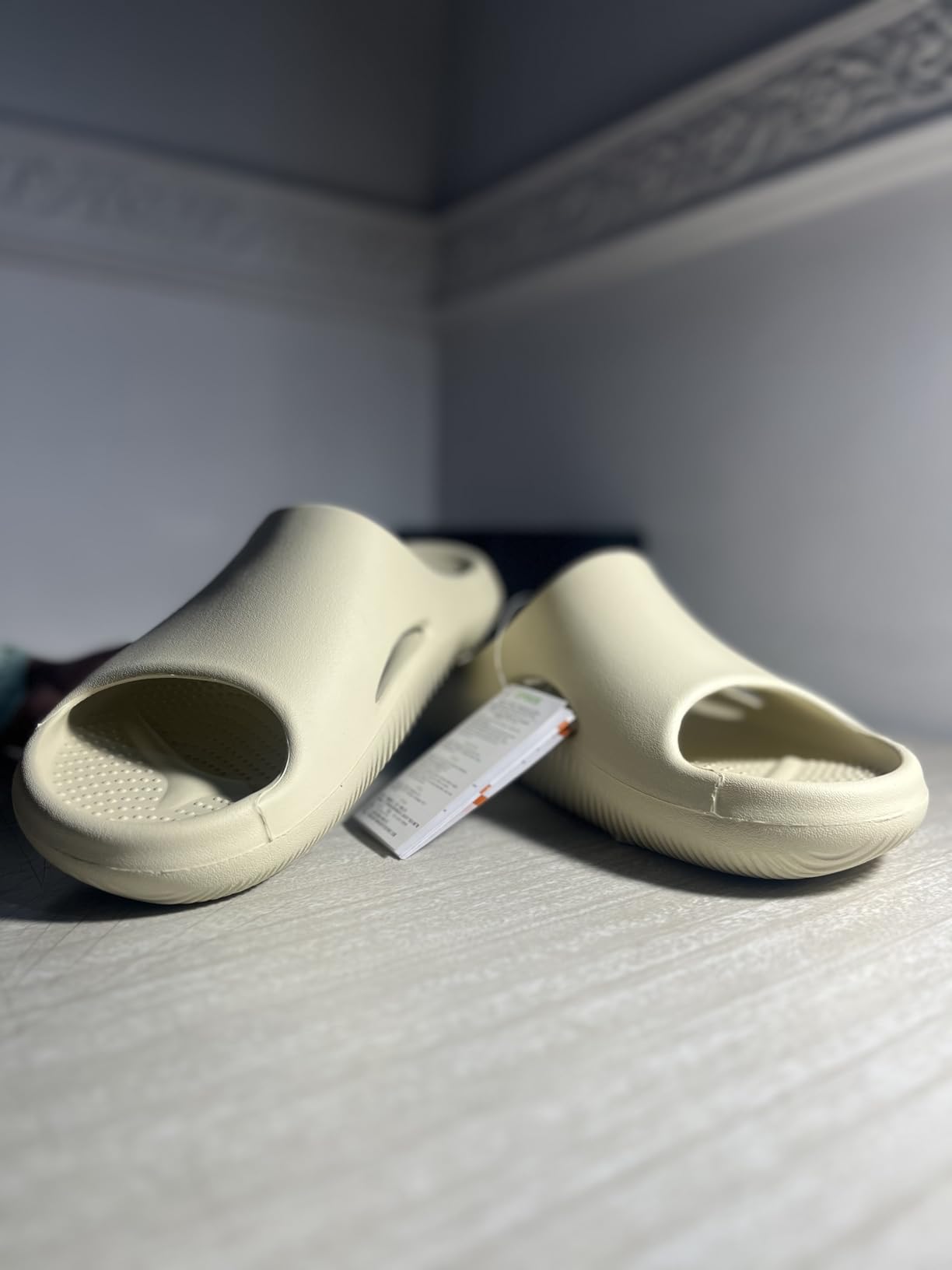Crocs Unisex Adult Mellow Recovery Slides - Customer Photo 1