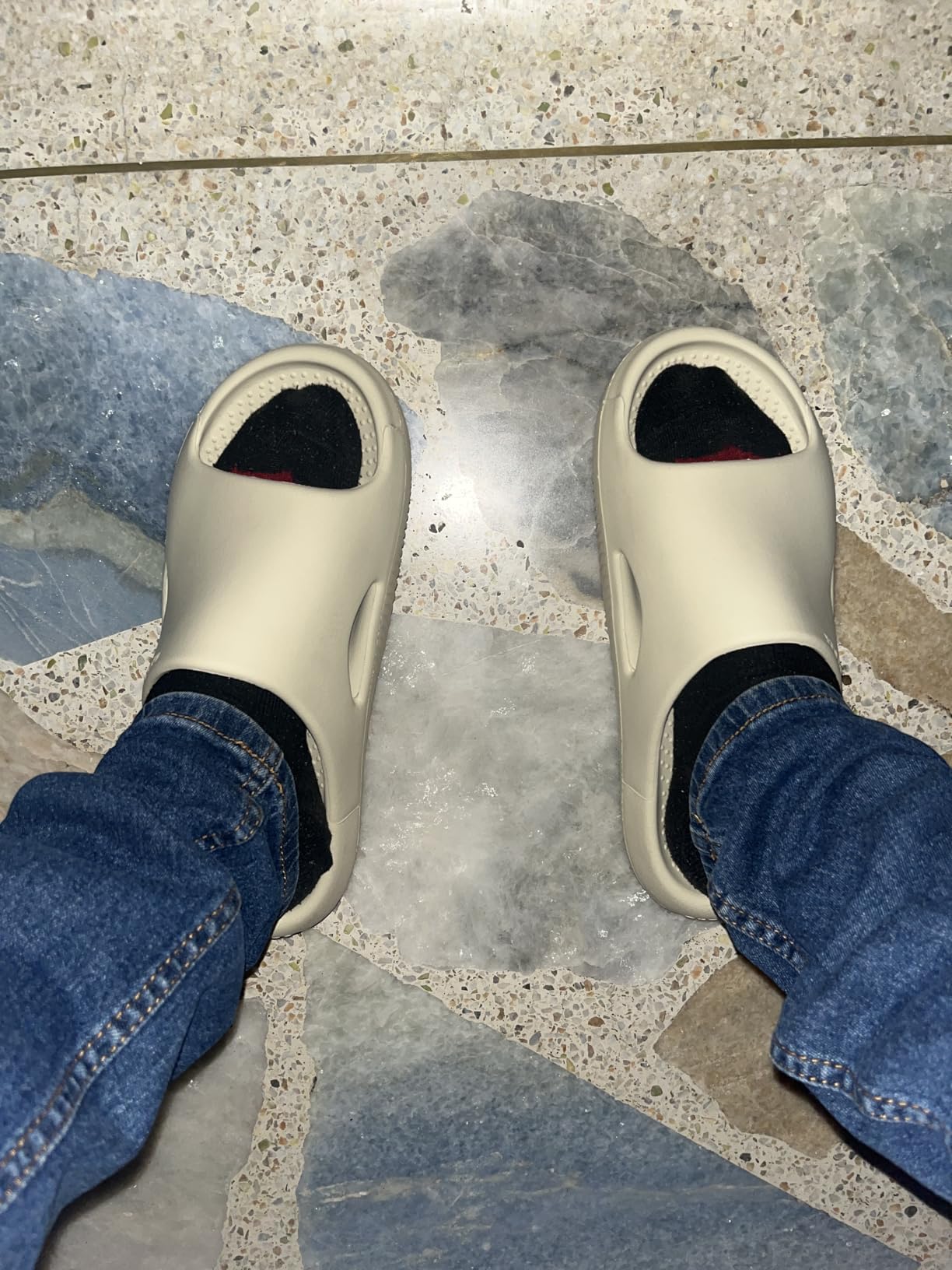 Crocs Unisex Adult Mellow Recovery Slides - Customer Photo 2