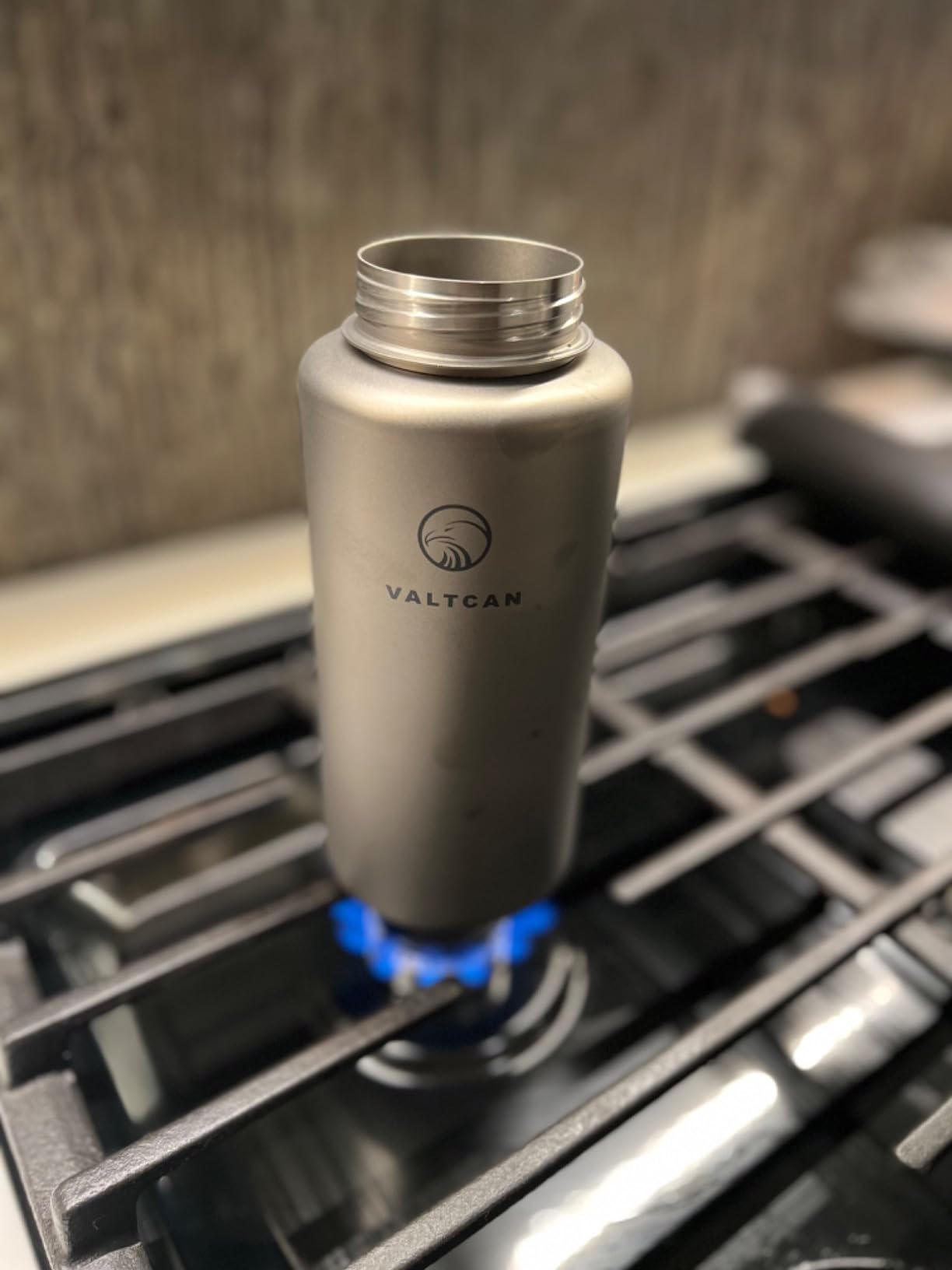 Valtcan Titanium Water Bottle EndurePro 1000ml 34oz 219 Grams Ultralight Pot Wide Mouth Sports Hiking and Camping Trail Heatable on Open Flames for Gym Workout 1.1 Quart - Customer Photo 1