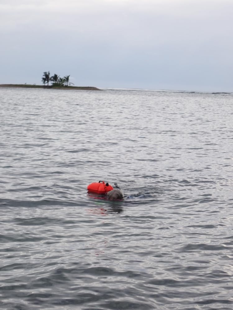 Swim Buoy for Open Water with Dry Bag 15L - Fully Waterproof Swim Bubble - Be Safe with Higher Visibility - Customer Photo 2
