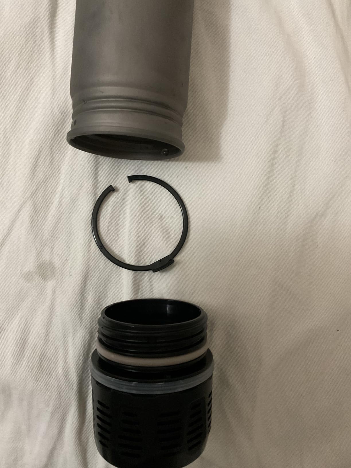 GRAYL UltraPress Titanium 16.9 oz Water Purifier & Filter Bottle for Hiking, Backpacking, Survival, Bushcraft, Travel (Coyote Brown) - Customer Photo 4