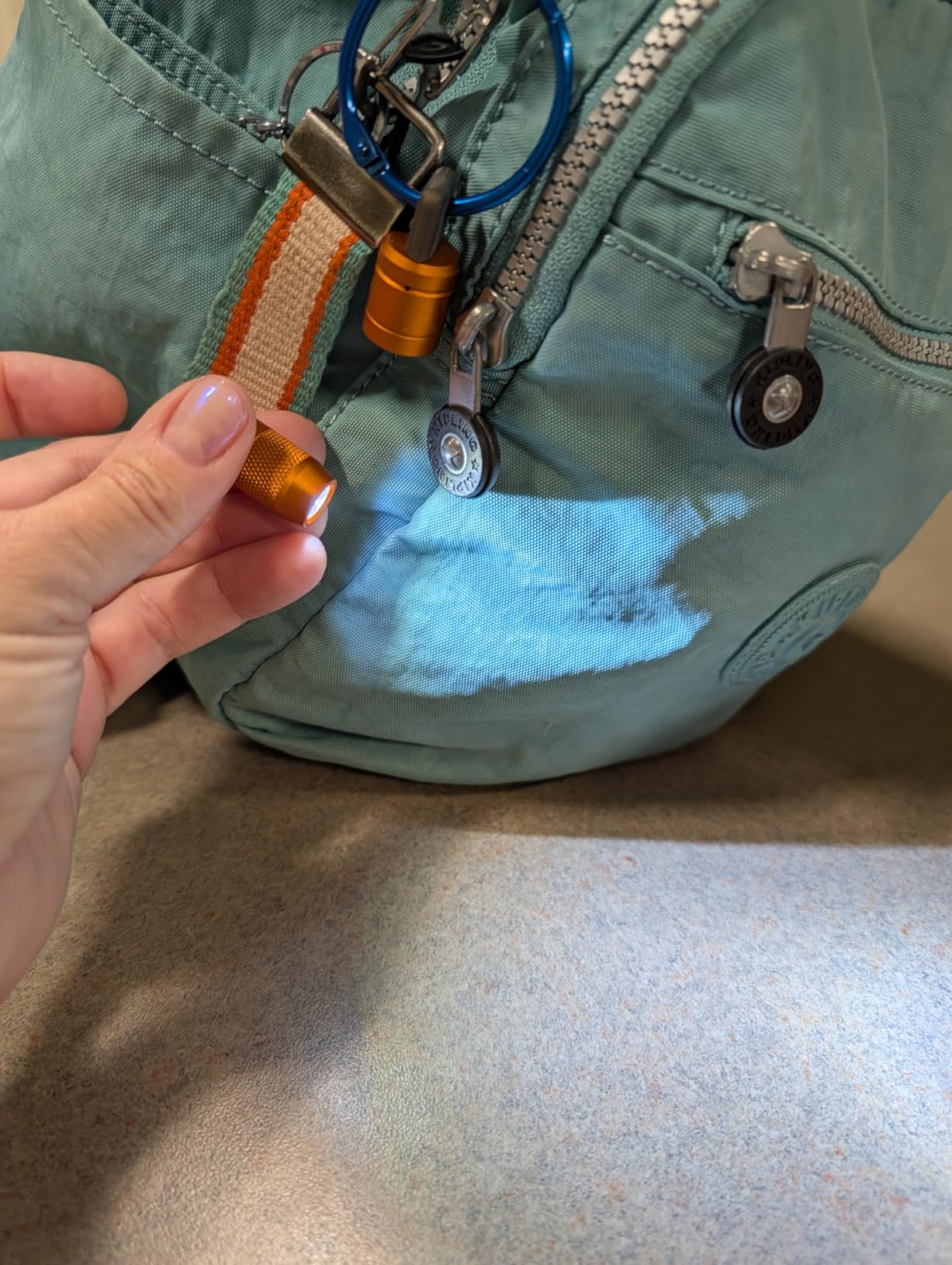 OLIGHT IMINI 2 EDC Rechargeable Keychain Flashlight, 50 Lumens Compact Mini LED - Customer Photo 1