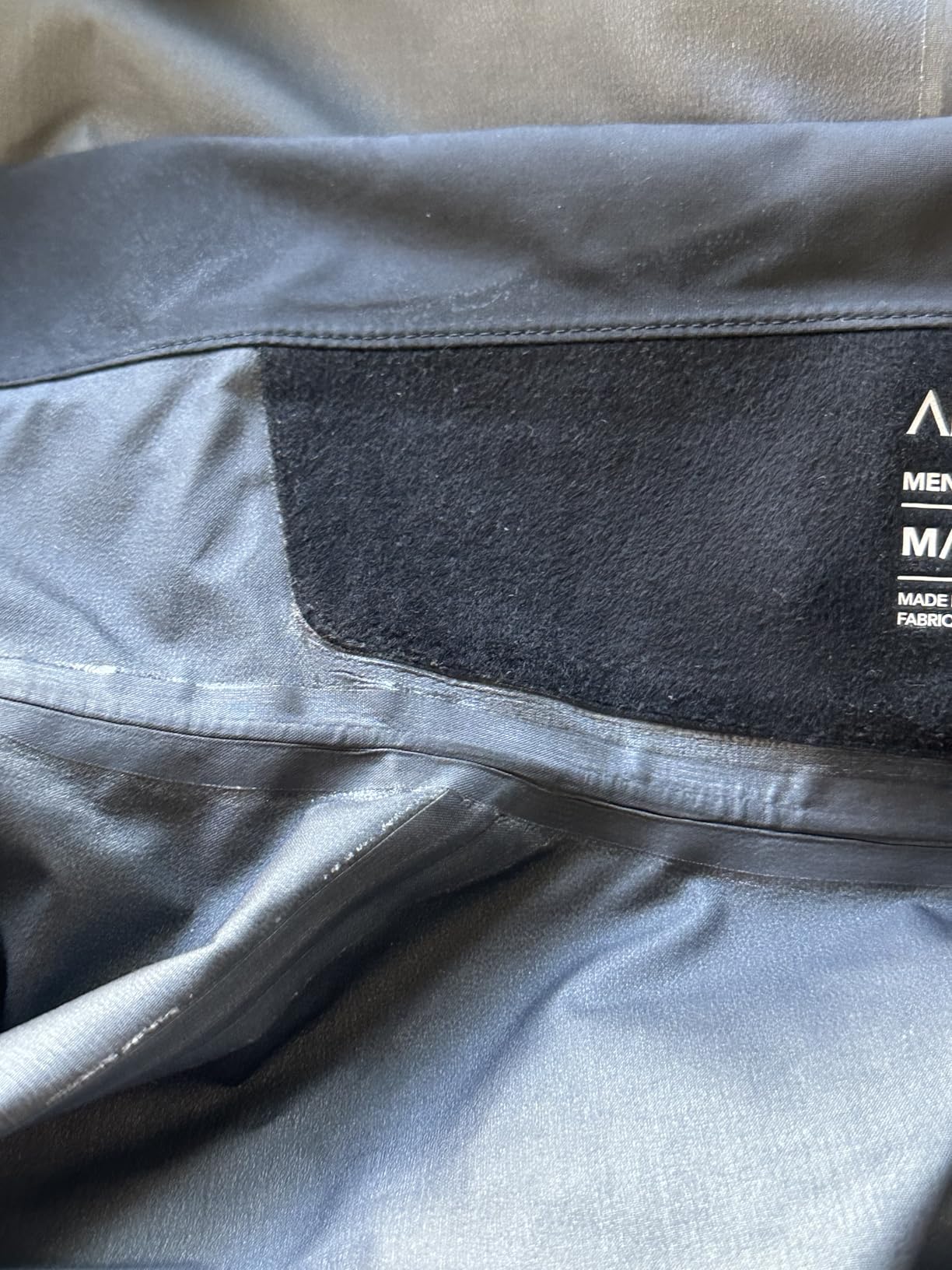 Arc'teryx Beta AR Men's Jacket | Waterproof, Windproof Gore-Tex Pro Shell Men's Winter Jacket with Hood for All Round Use - Customer Photo 2