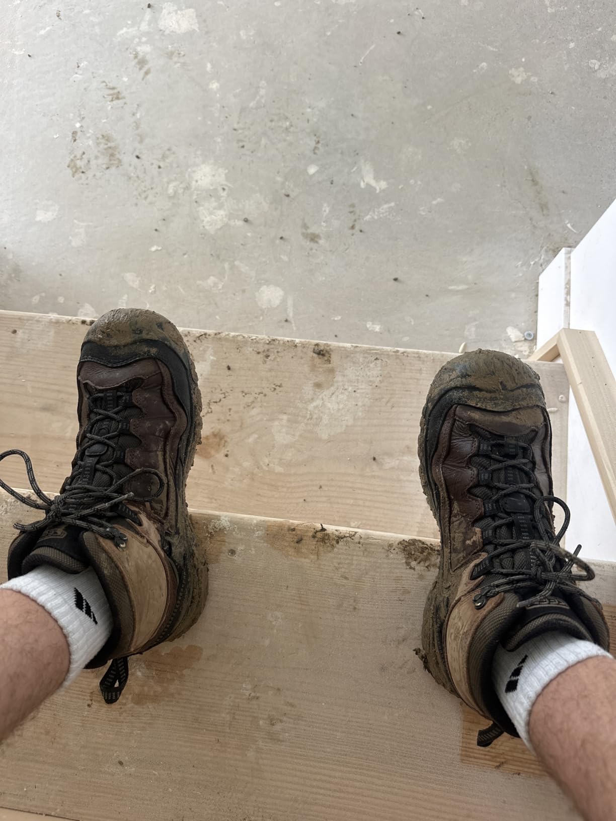 KEEN Men's Targhee 4 Mid Height Waterproof Hiking Boots - Customer Photo 4