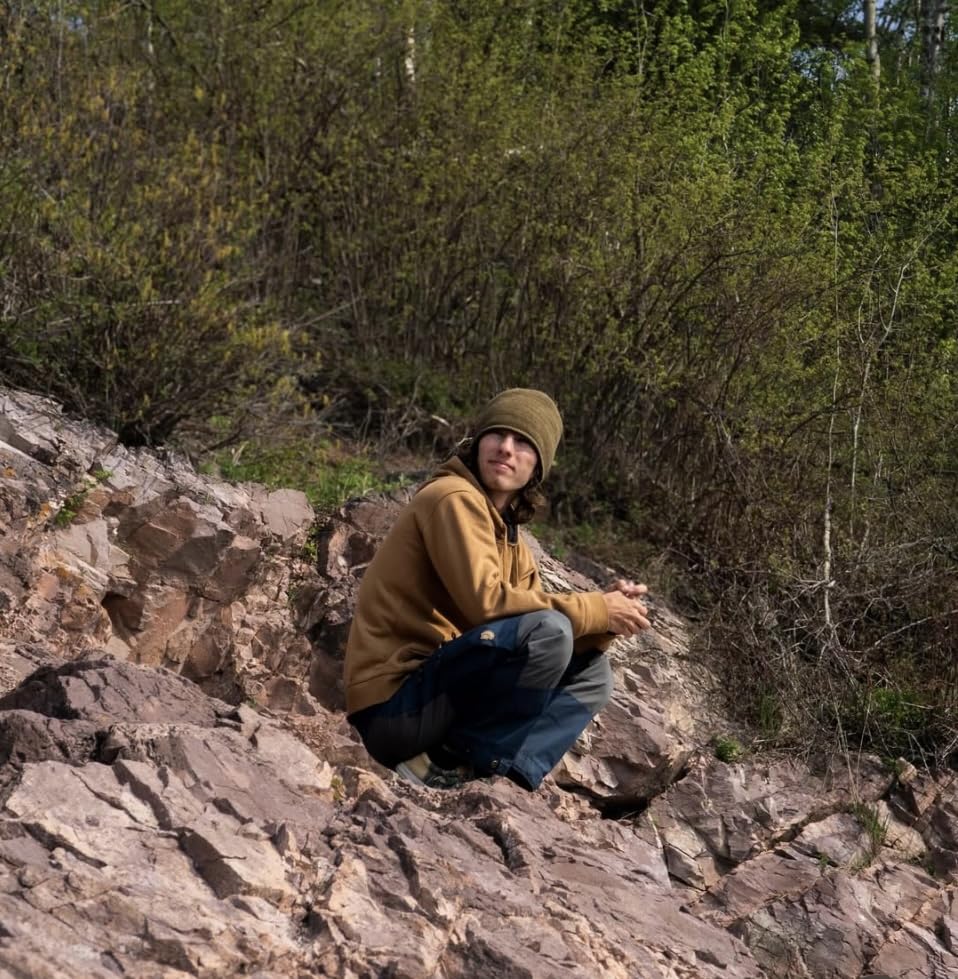 Lvaiz Mens Winter Beanie Hat Warm Fleece Lined Skull Cap for Men Reversible Women Windproof Watch Hat Knit Warm Unisex Beanie - Customer Photo 3