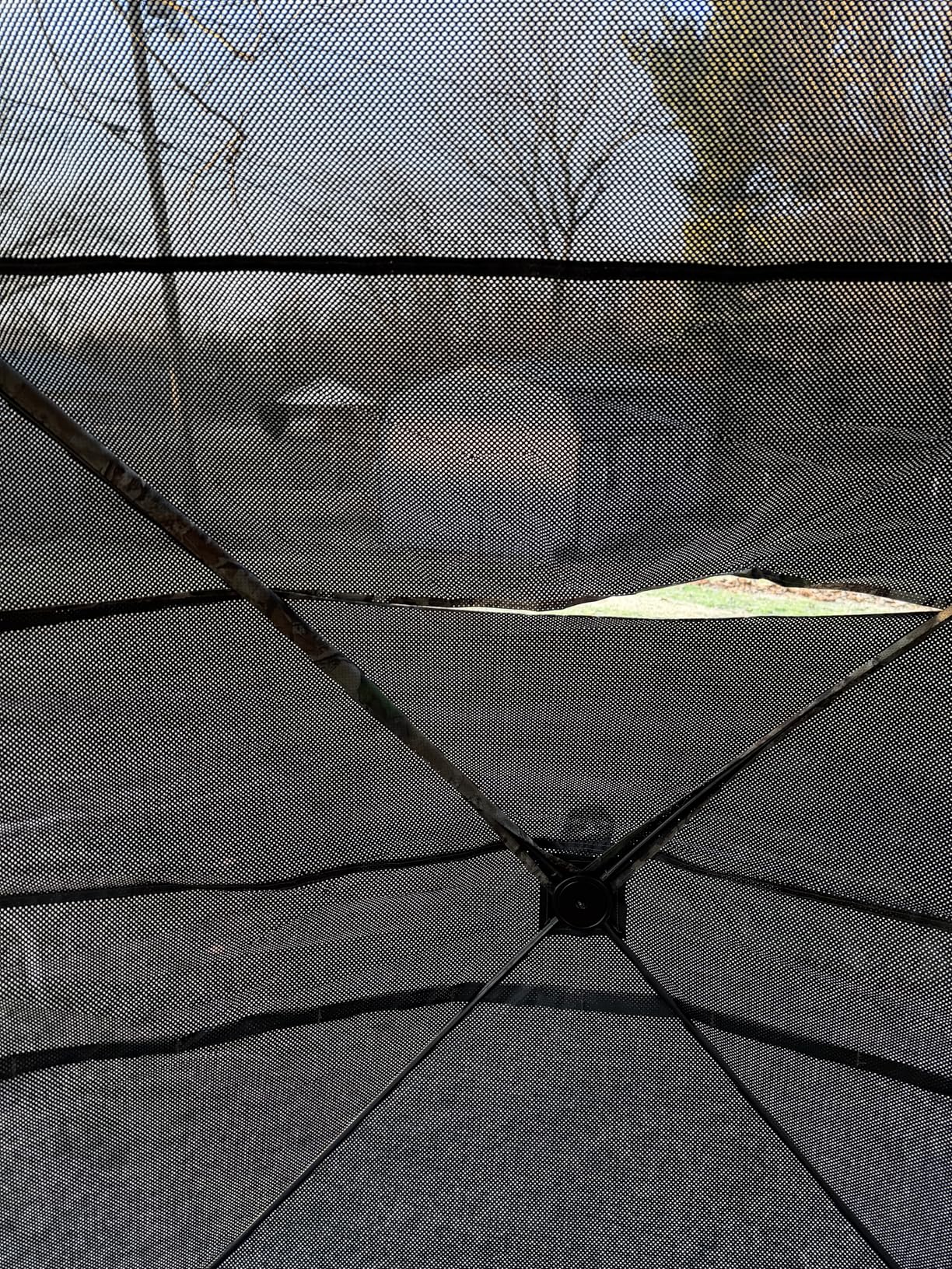 Hunting Blind with Floor Mat, 360 Degree See Through Ground Blind with Carrying Bag, 2/3/4 Person Pop Up Camouflage Tent Portable Concealed Shelter - Customer Photo 1