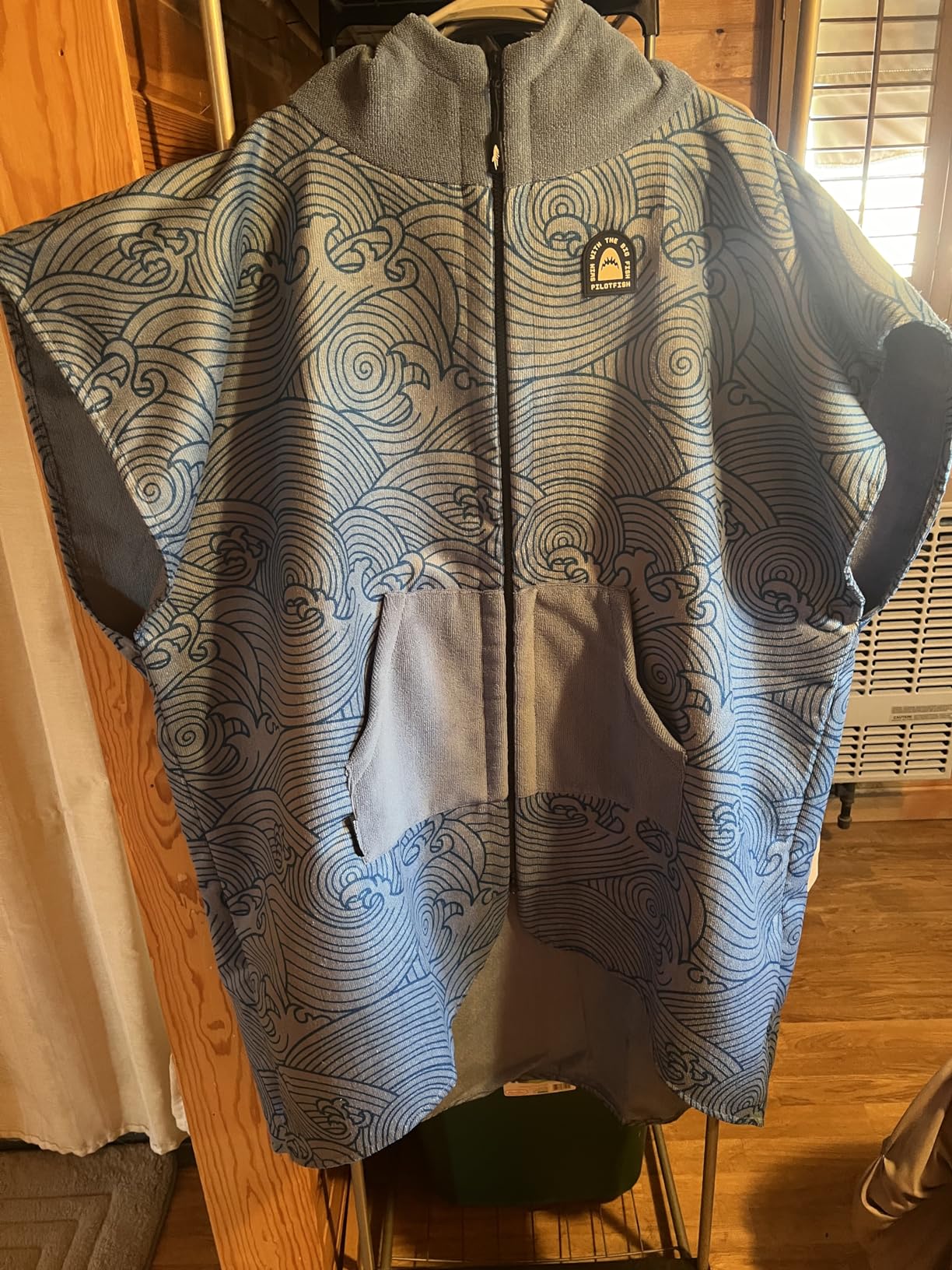 Pilotfish Surf Poncho Changing Robe Towel - Hooded, Zippered Towel Poncho for Beach, Surfing, Swimming | 2 Front Pockets, Machine Washable, (Blue Waves, Large) - Customer Photo 1