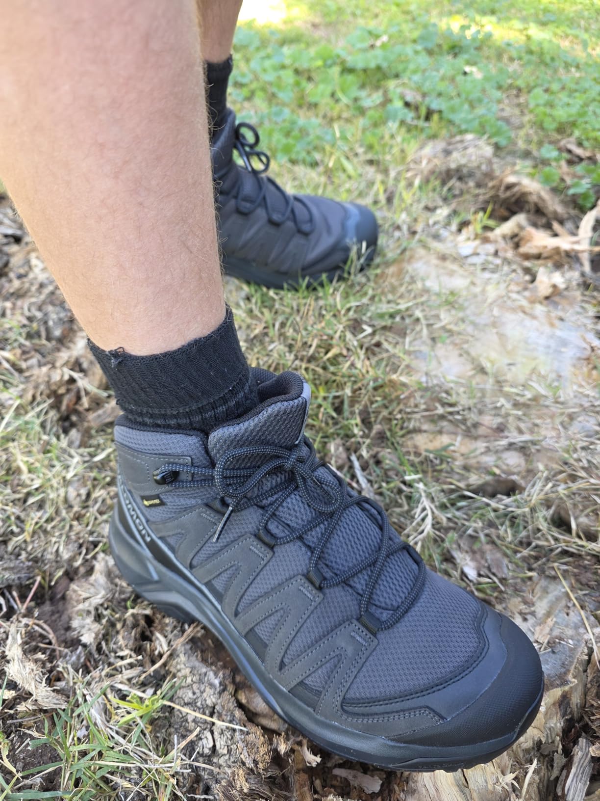 Salomon Men's X-Adventure Recon Mid Gore-Tex Hiking Shoe, Waterproof Stability for Rugged Hiking Trails & All-Weather Trekking - Customer Photo 1