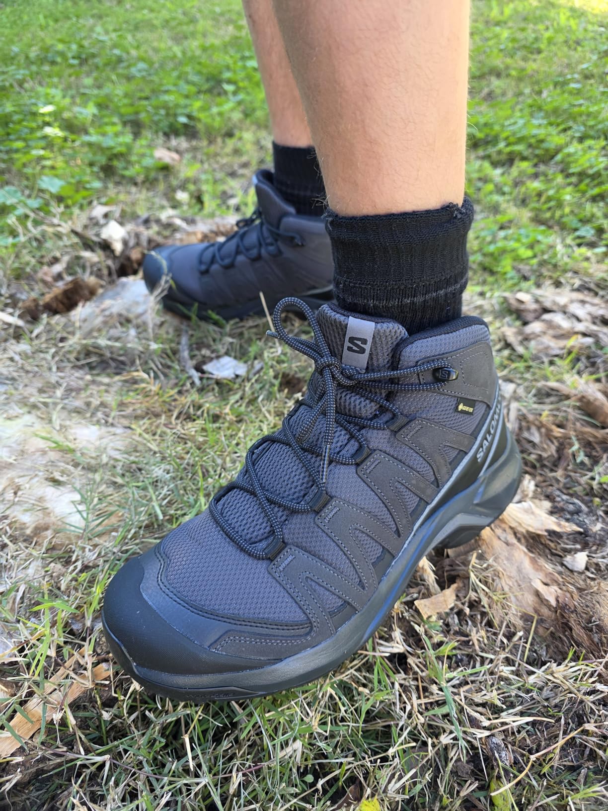 Salomon Men's X-Adventure Recon Mid Gore-Tex Hiking Shoe, Waterproof Stability for Rugged Hiking Trails & All-Weather Trekking - Customer Photo 2