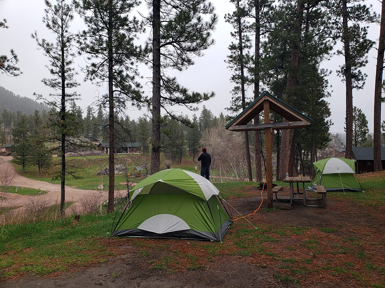 Coleman Sundome Camping Tent with Rainfly, 2/3/4/6 Person Tent Sets Up in 10 Mins, Weatherproof Shelter for Camping, Festivals, Backyard, Sleepovers, & More - Customer Photo 3