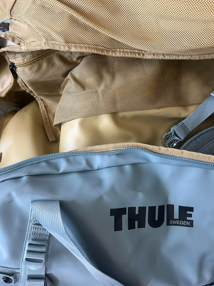 Thule Chasm Duffel bag, Weather-resistant materials, Easy packing, Converts to backpack, Internal pockets, Travel-ready - Customer Photo 1