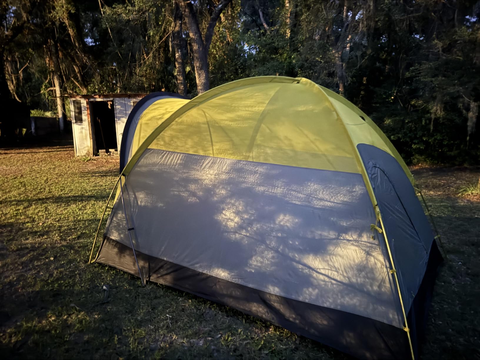 THE NORTH FACE Wawona 6 Tent | Six-Person Camping Tent, Water Repellent, Spacious & Easy to Set Up, Attached Vestibule Area Customer Review THE NORTH FACE Wawona 6 Tent | Six-Person Camping Tent, Water Repellent, Spacious & Easy to Set Up, Attached Vestibule Area - Customer Photo 3