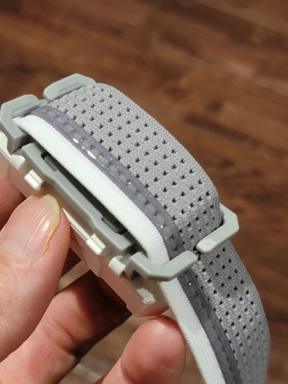 Nitecore NU27 600 Lumens Running Camping Headlamp, USB-C Rechargeable with Warm, Neutral and Cool White Lights, Red Light, Including NitecoreS Sticker (Black) - Customer Photo 4