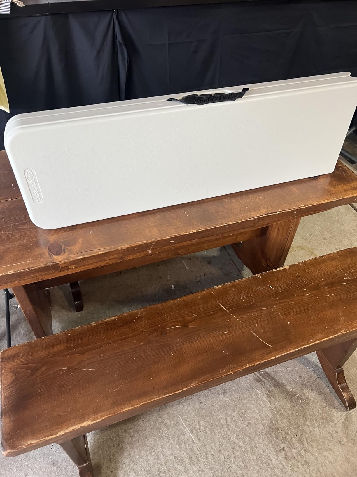 Amazon Basics 6ft Folding Bench, Indoor & Outdoor with Carrying Handle, White - Customer Photo 2