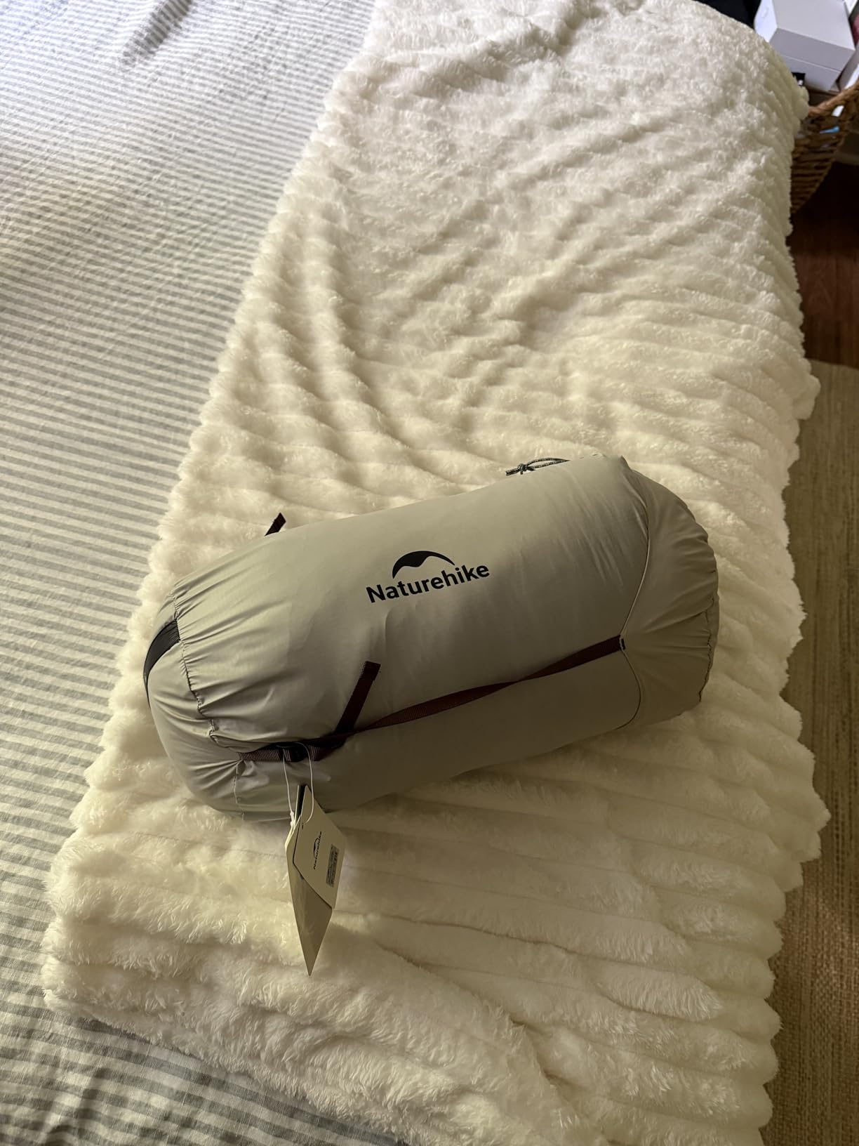 Naturehike 0 Degree Ultralight Down Sleeping Bag for Adults, 650 Fill Power, Backpacking Cold Weather with RDS Down - Customer Photo 1