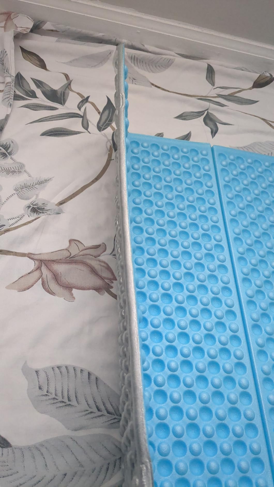 Ultralight Foam Sleeping Pad, Waterproof Closed Cell Foam Pad for Superior Insulation, Folding Sleeping Mat for Compact Storage, Foldable and Portable for Hiking and Camping - Customer Photo 2