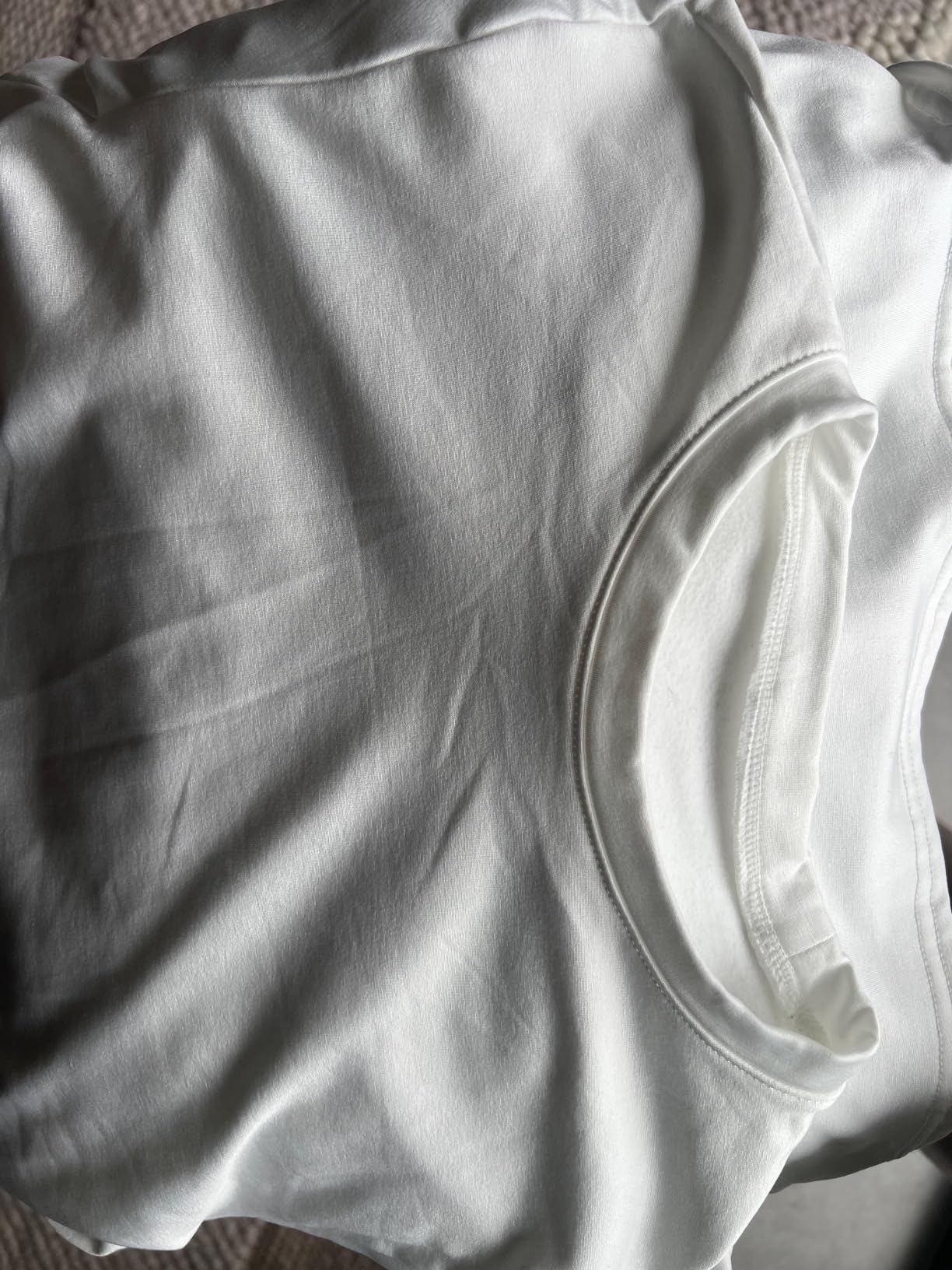 Dalavch 4 Pack Women's Thermal Shirts, Women Fleece Lined Compression Long Sleeve Base Layer Tops for Winter Cold Weather - Customer Photo 3