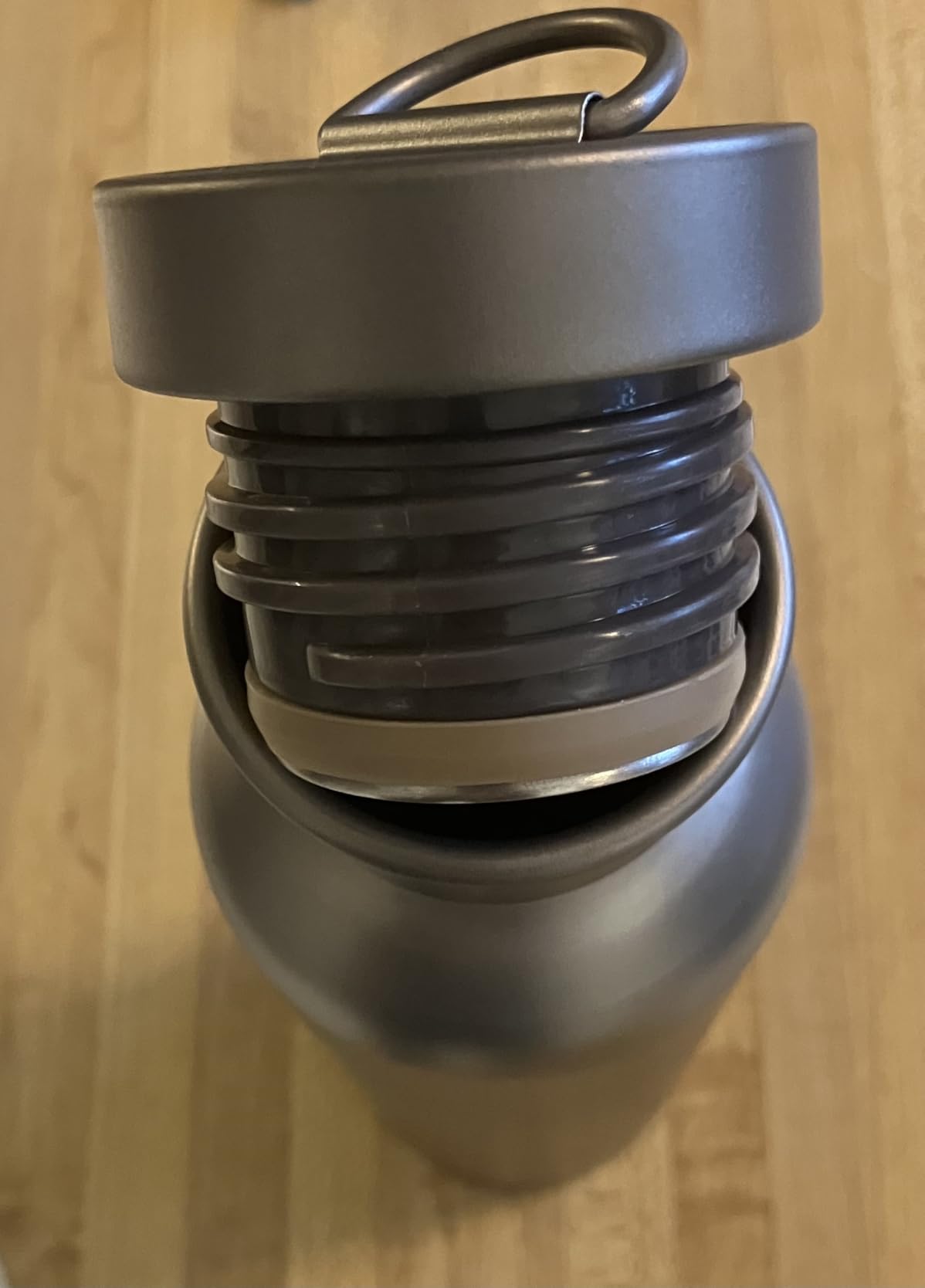 750ml Titanium Water Bottle, Ultralight Pure Titanium Sports Flask, Leakproof Design for Biking, Outdoor Fitness, Camping & Hiking - Customer Photo 3