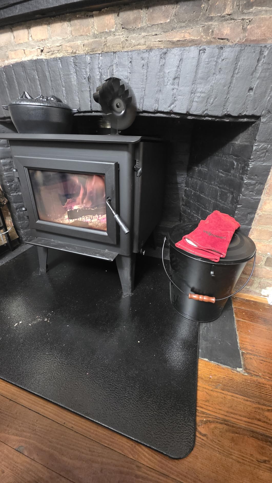 Welding Gloves Fire Heat Resistant 14IN Fireproof Leather for Welding Fire Pit Wood Stove Campfire Furnace BBQ Baking,Grill Oven Stick Mig Tig Gear Gift for Man L Customer Review Welding Gloves Fire Heat Resistant 14IN Fireproof Leather for Welding Fire Pit Wood Stove Campfire Furnace BBQ Baking,Grill Oven Stick Mig Tig Gear Gift for Man L - Customer Photo 5